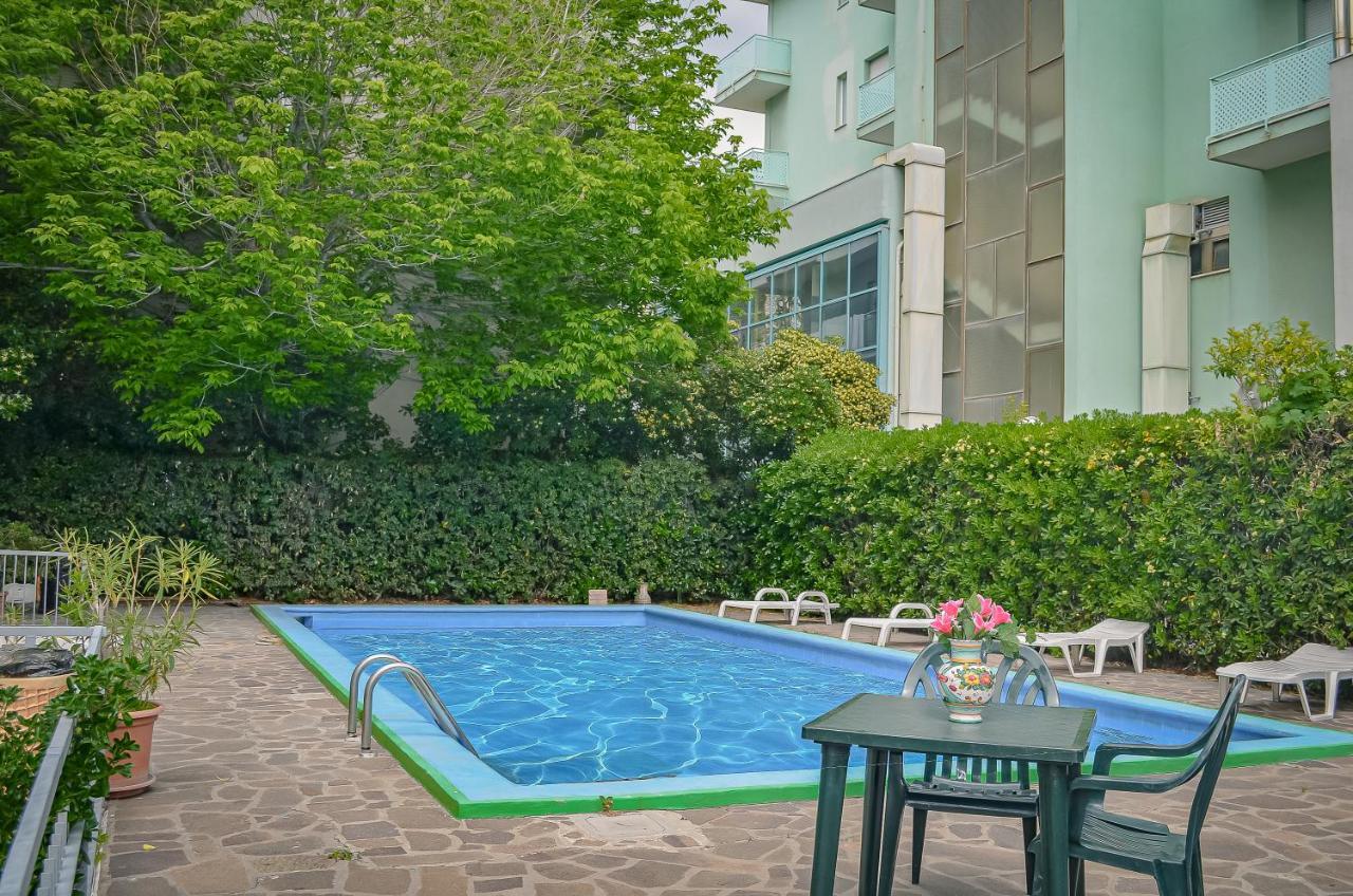 Hotel Stradiot Rimini Kültér fotó