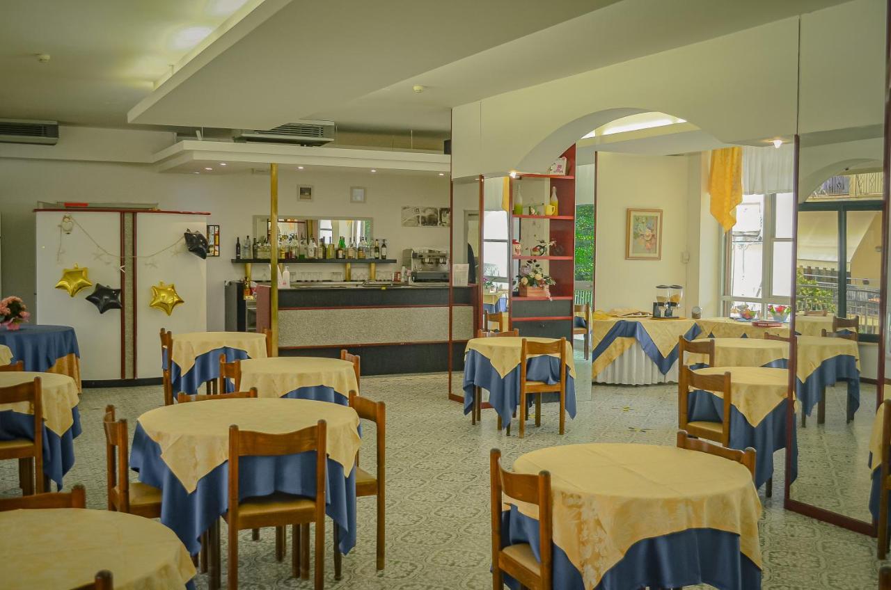 Hotel Stradiot Rimini Kültér fotó