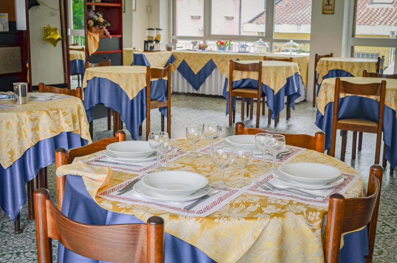 Hotel Stradiot Rimini Kültér fotó